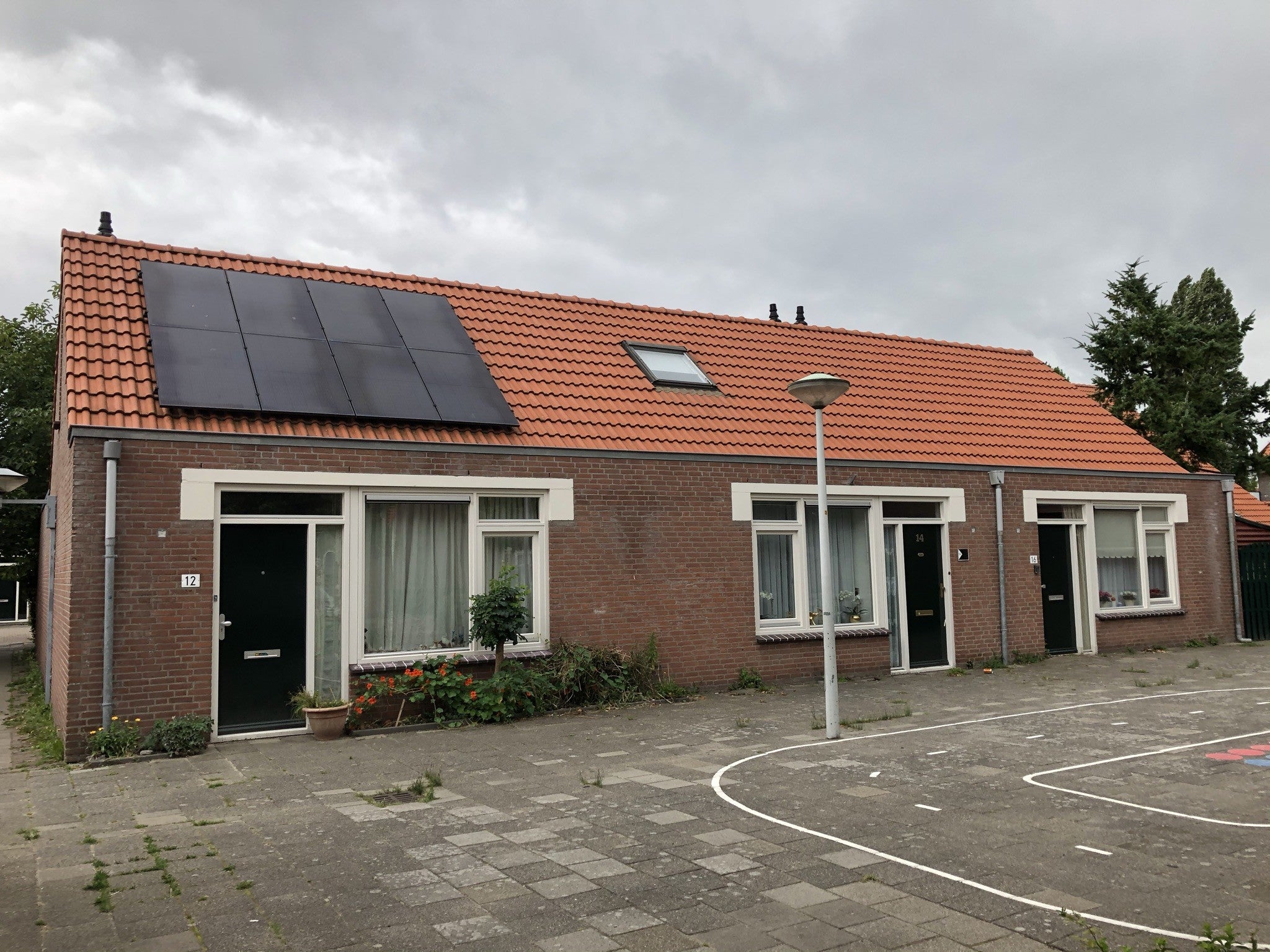 Dillenburgerstraat 16, Leiden