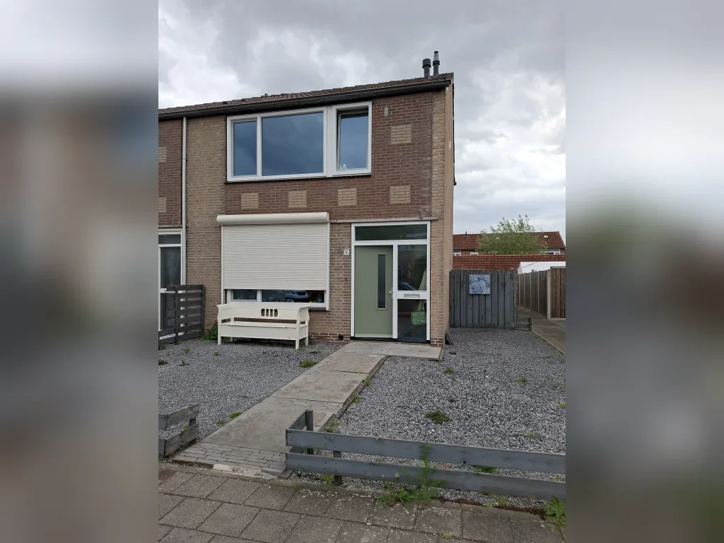 Huis Altenastraat 30 in Nieuwendijk