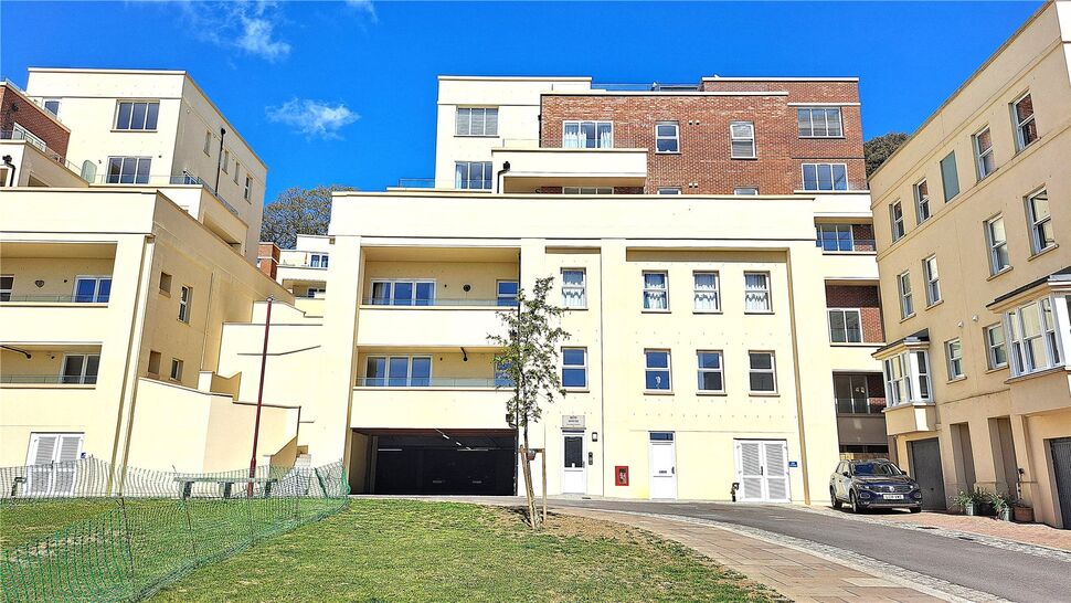 Flat Archery Gardens in St Leonards