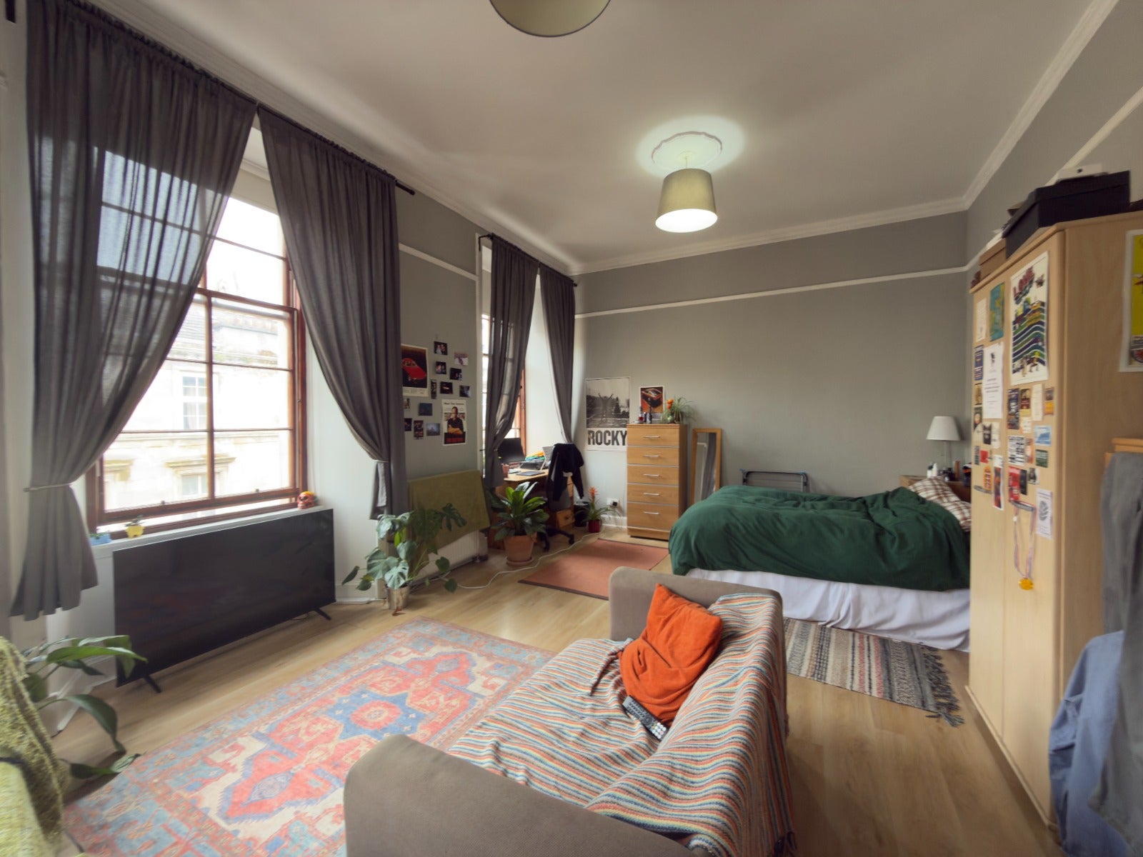 Flat Sauchiehall Lane in Glasgow