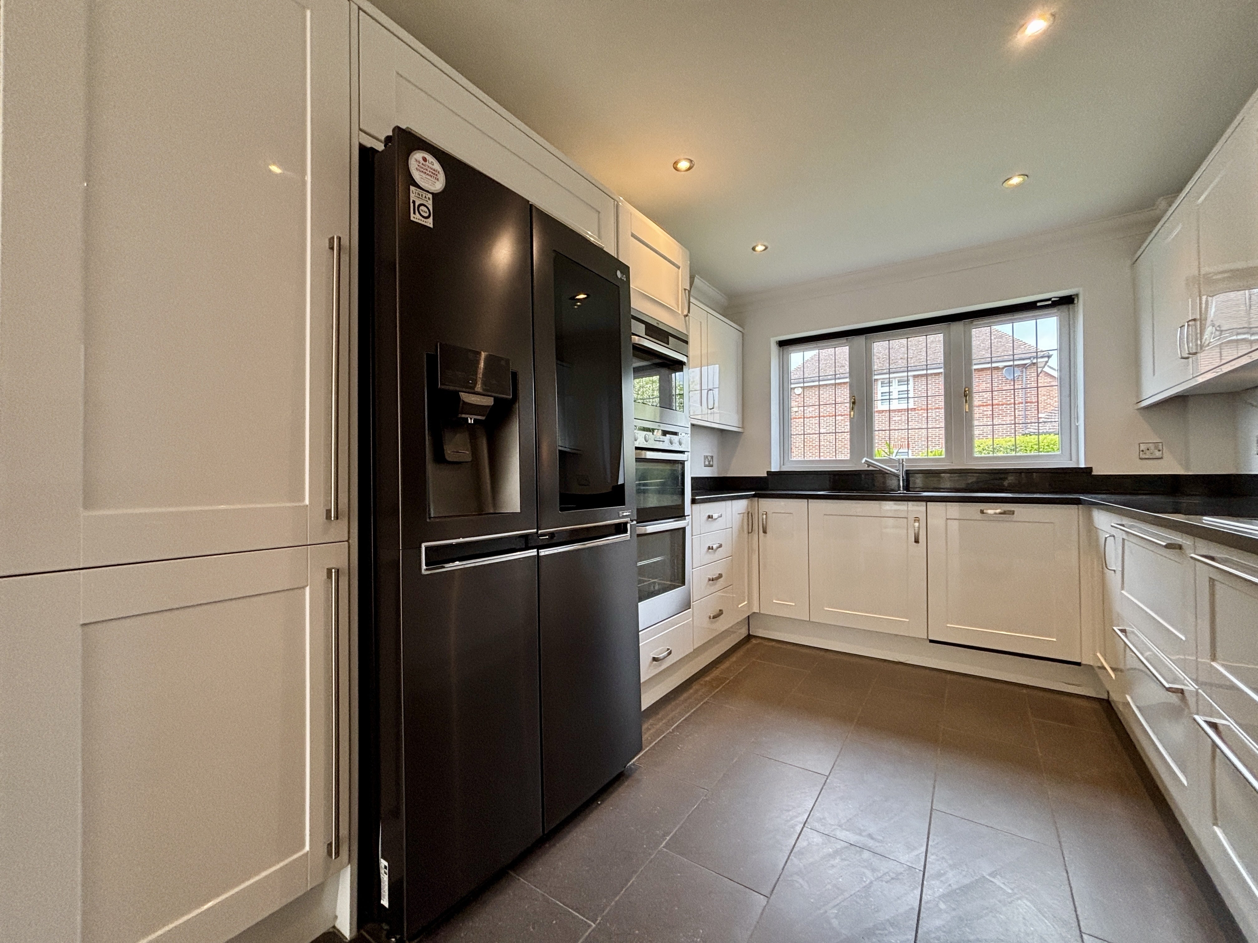 House Wagtail Walk in London