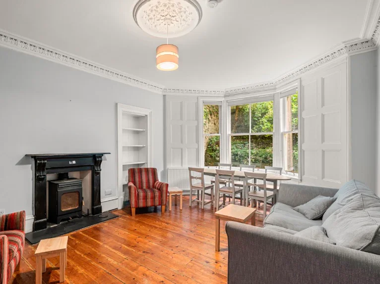 Flat Stoneycroft Road in South Queensferry
