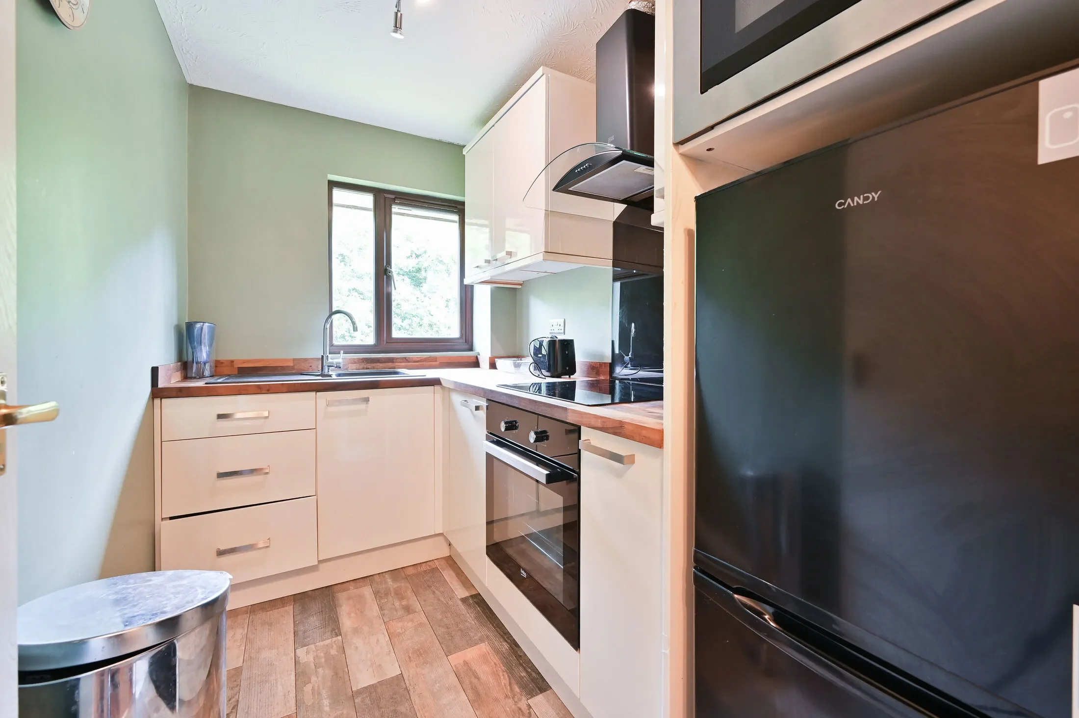 Flat Ebury Road in Watford