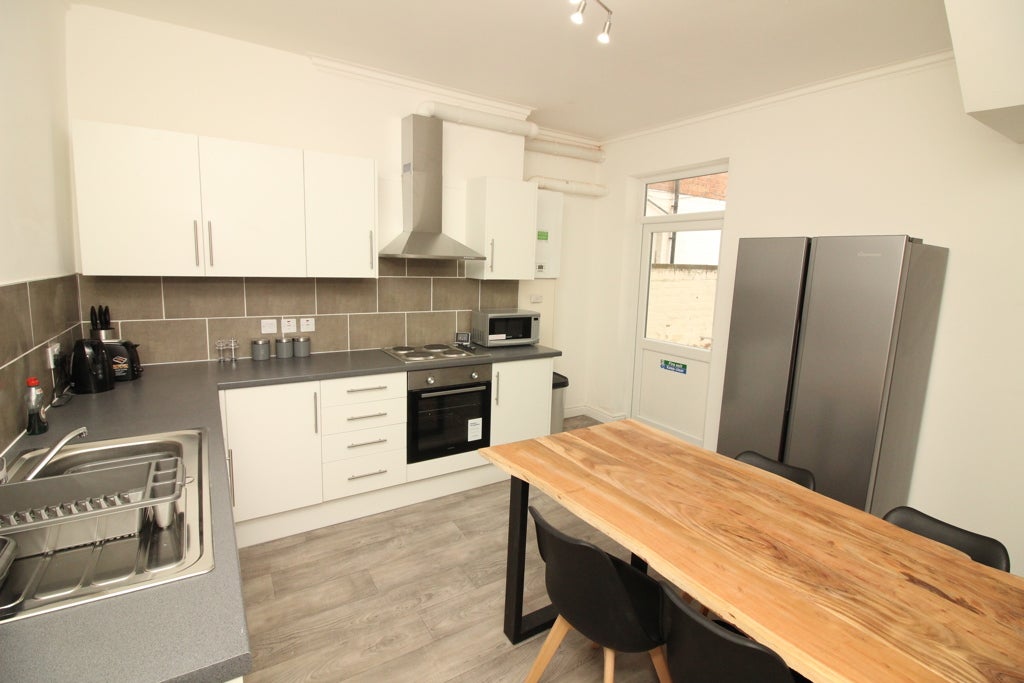 Room Henderson Street in Darlington