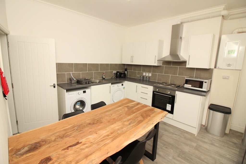 Room Henderson Street in Darlington