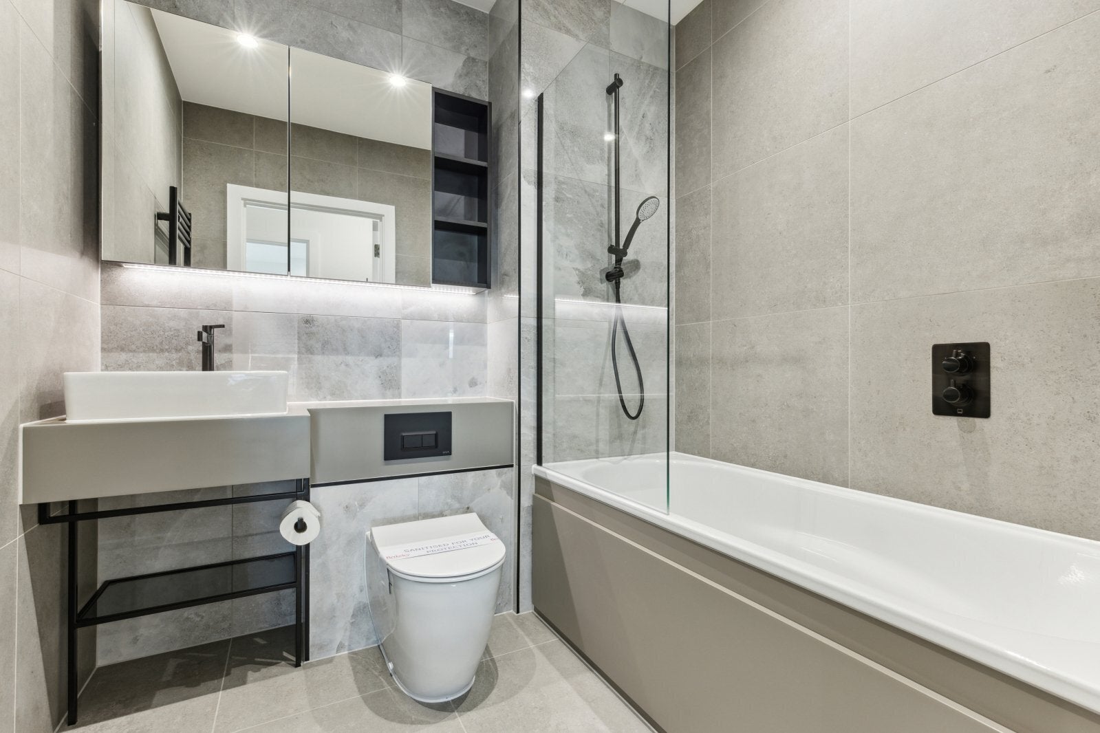 Flat Williamson Road in Greater London