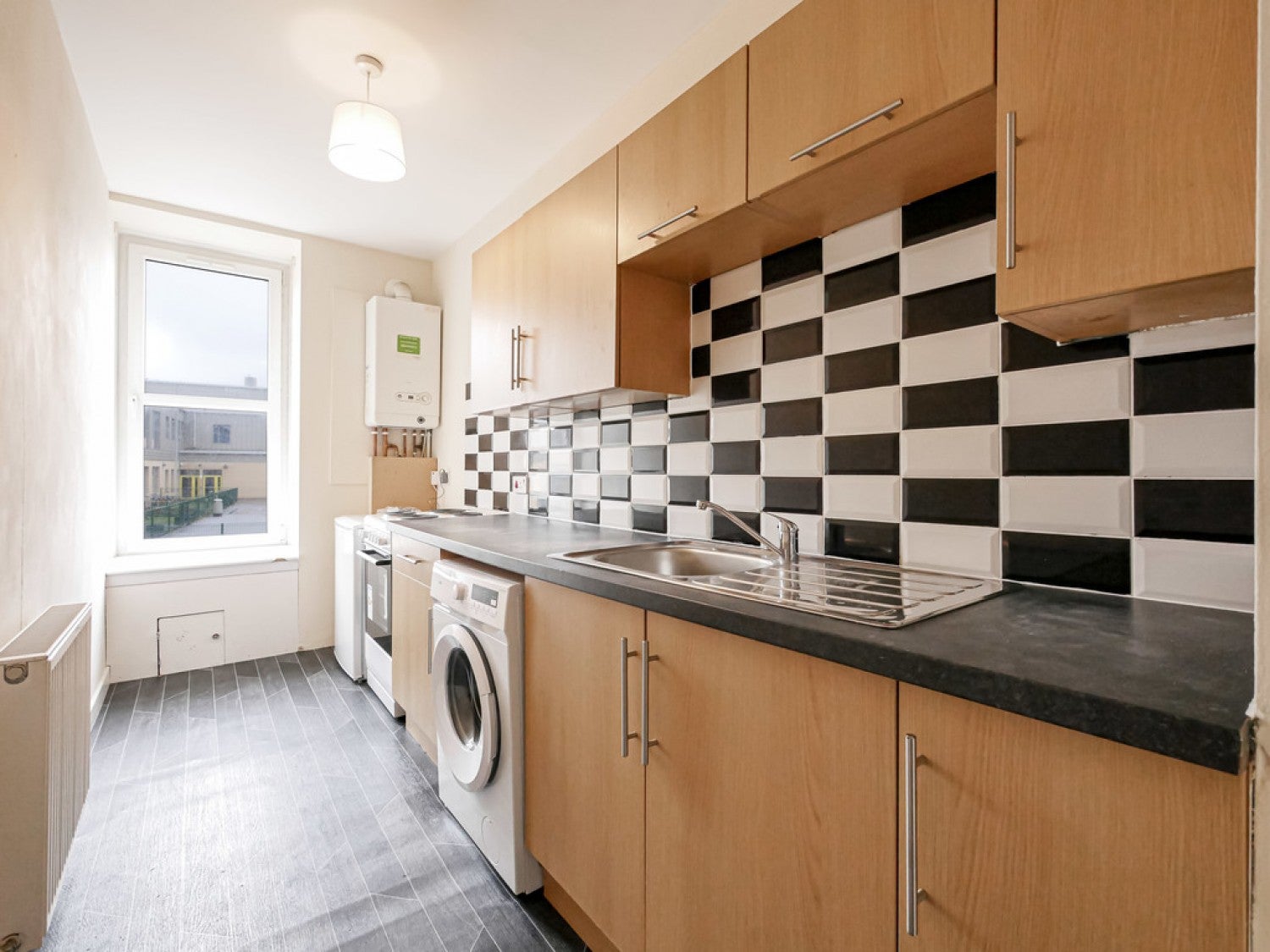 Flat Powrie Place in Dundee
