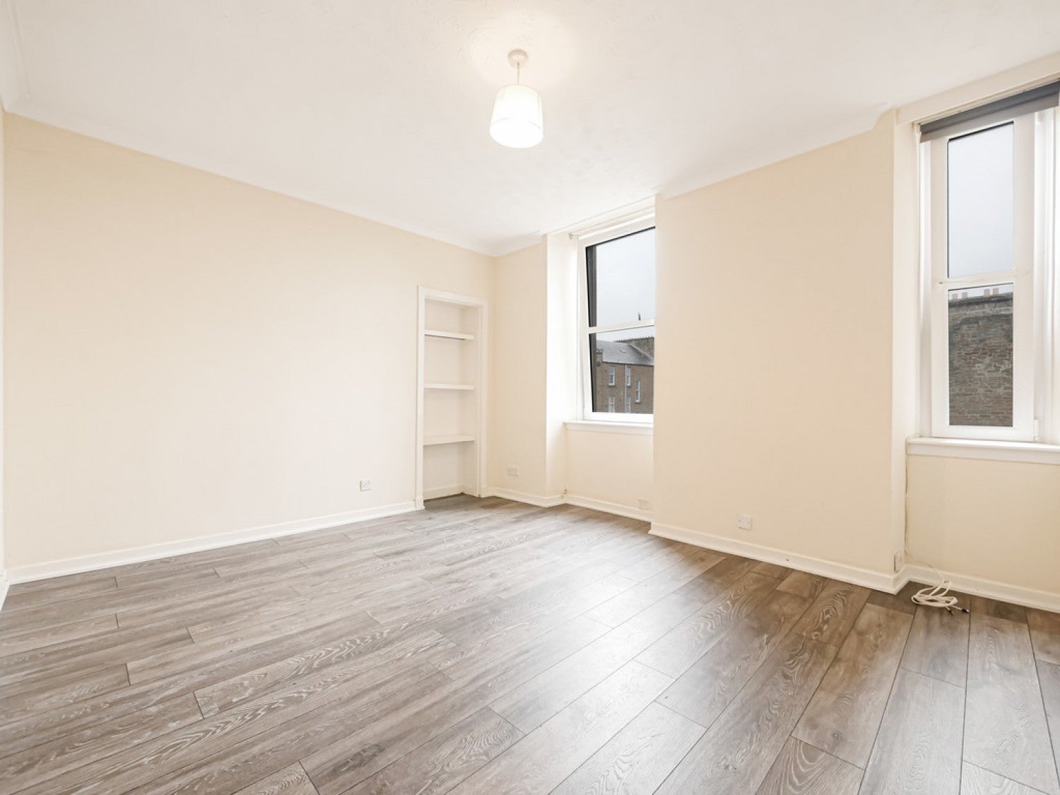 Flat Powrie Place in Dundee