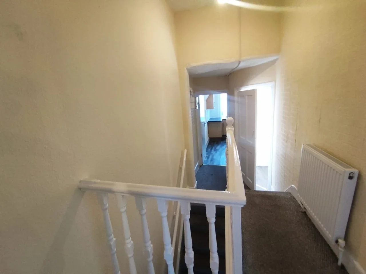 Flat Charlemont Road in Greater London