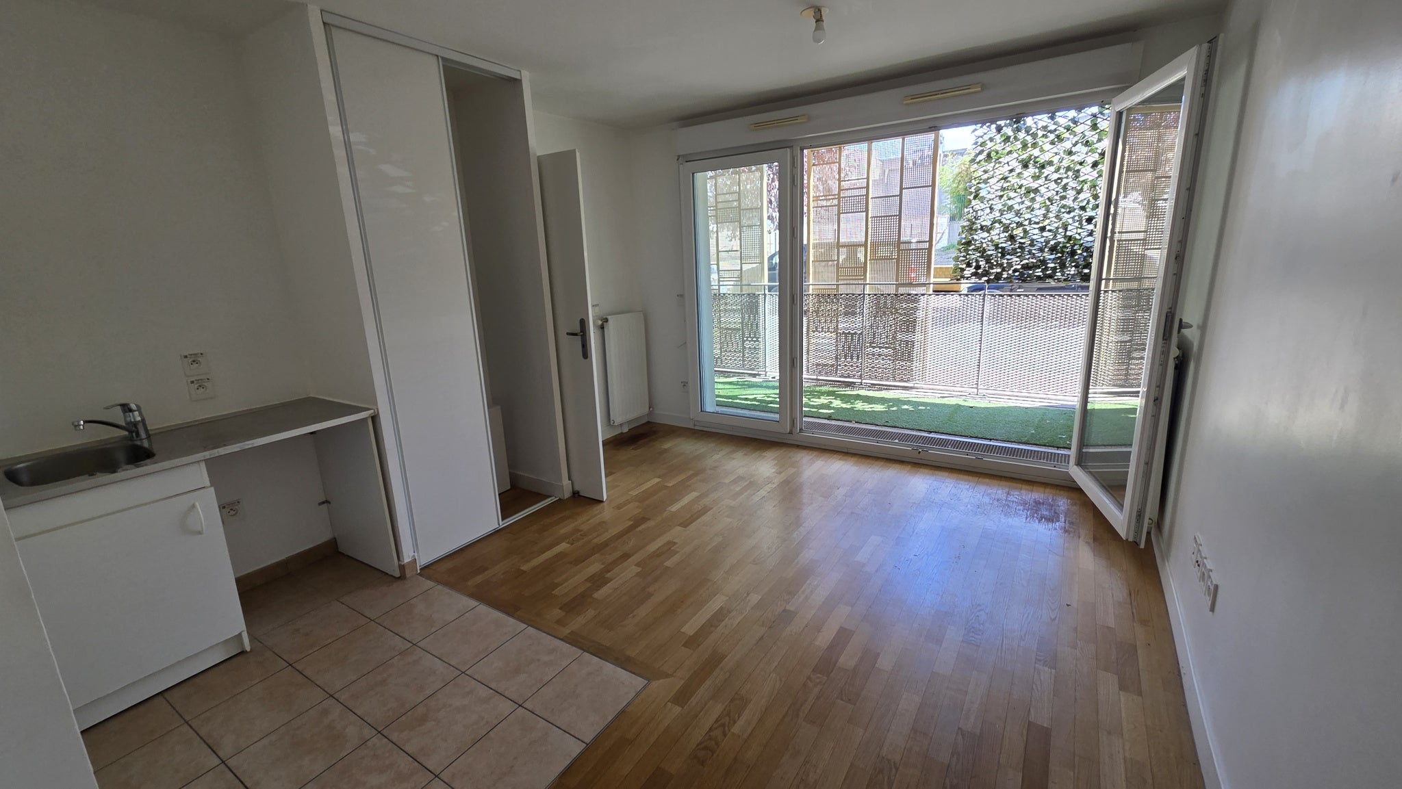 Flat Rue Diderot in Nanterre