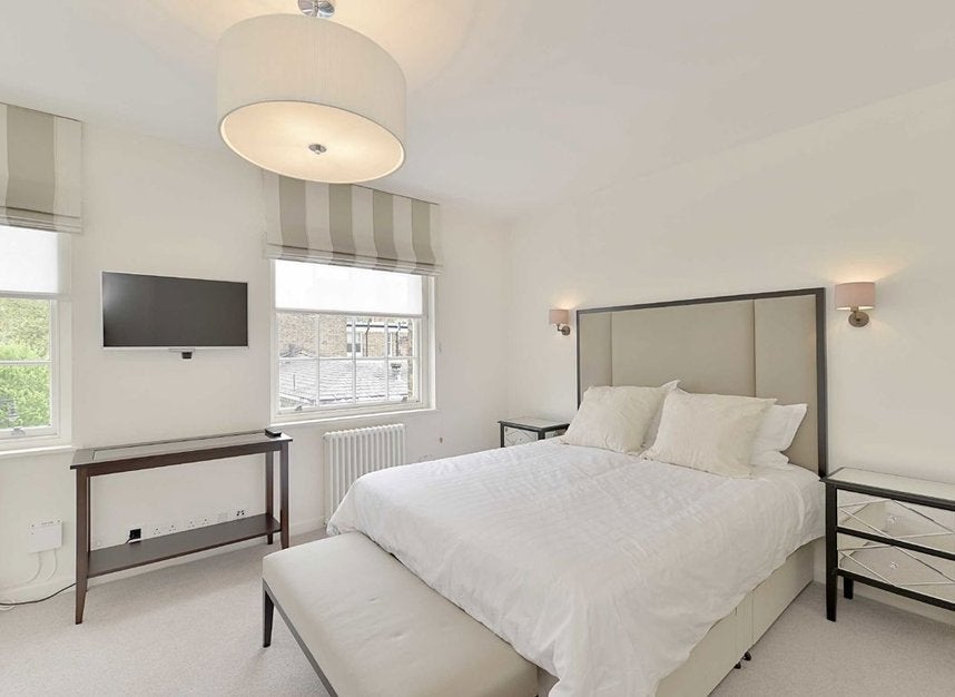 Flat Park Street in City of Westminster