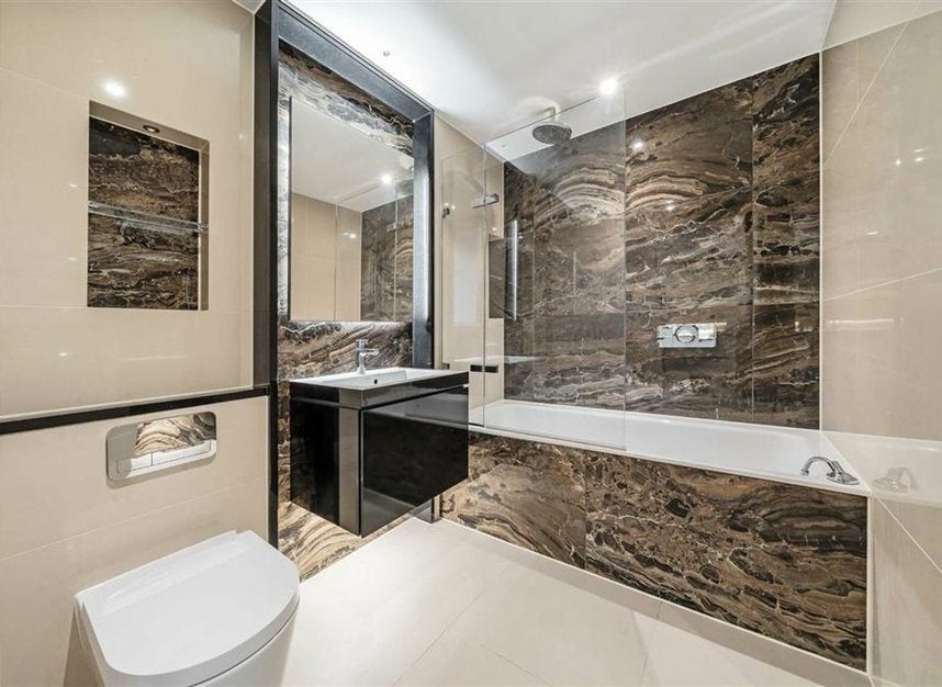 Flat Newcastle Place in City of Westminster
