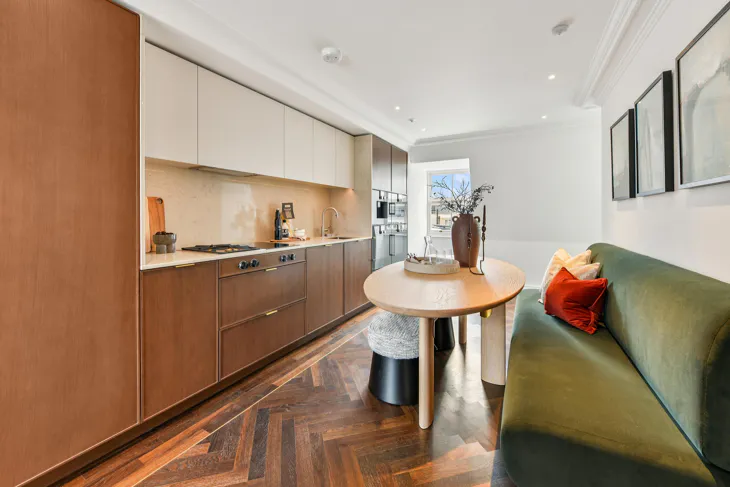 Flat Charles Street in City of Westminster