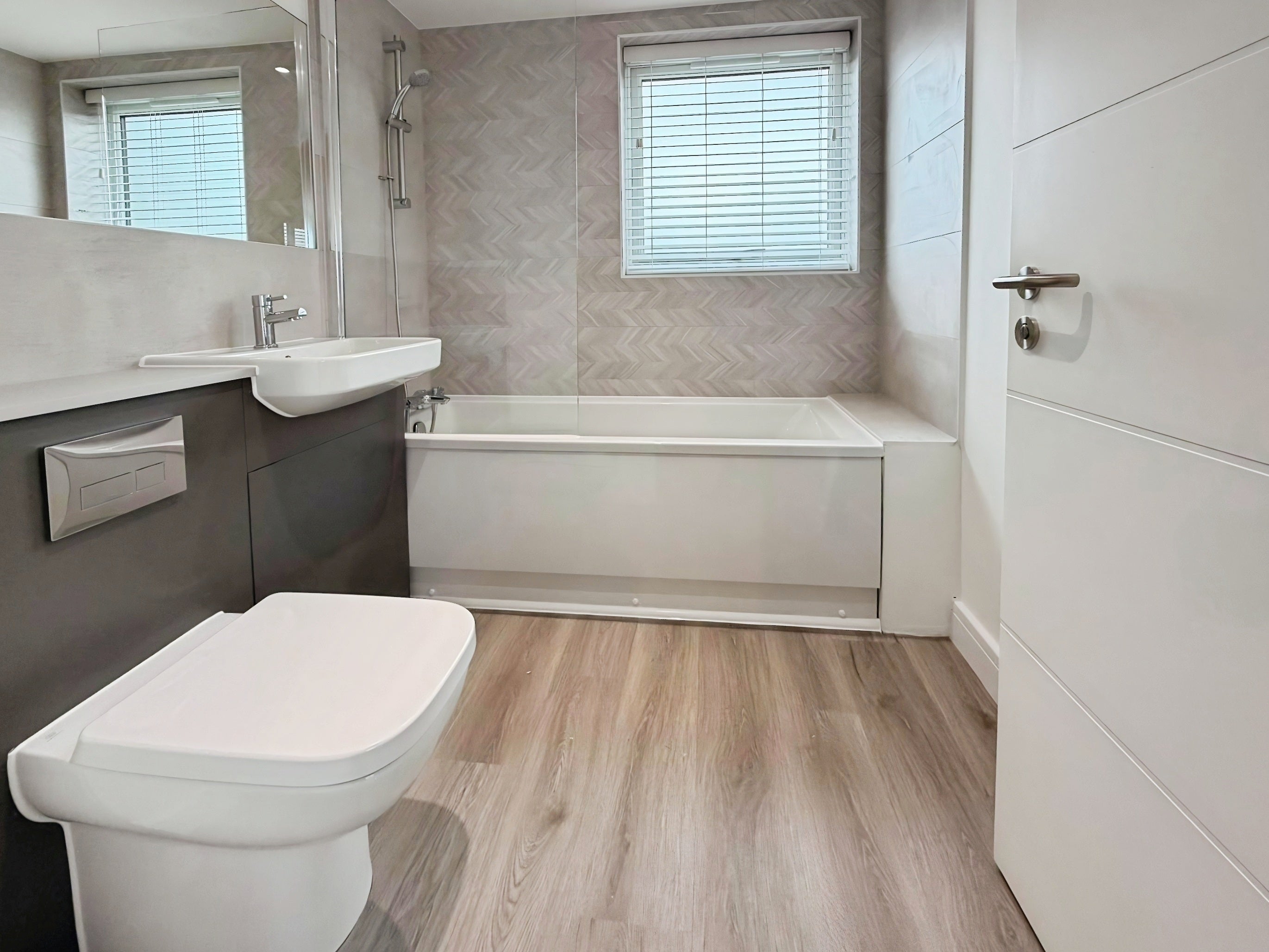 Flat Flamborough Close in Peterborough