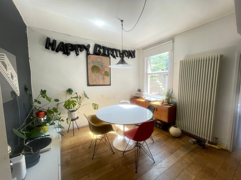Room York Road in Greater London