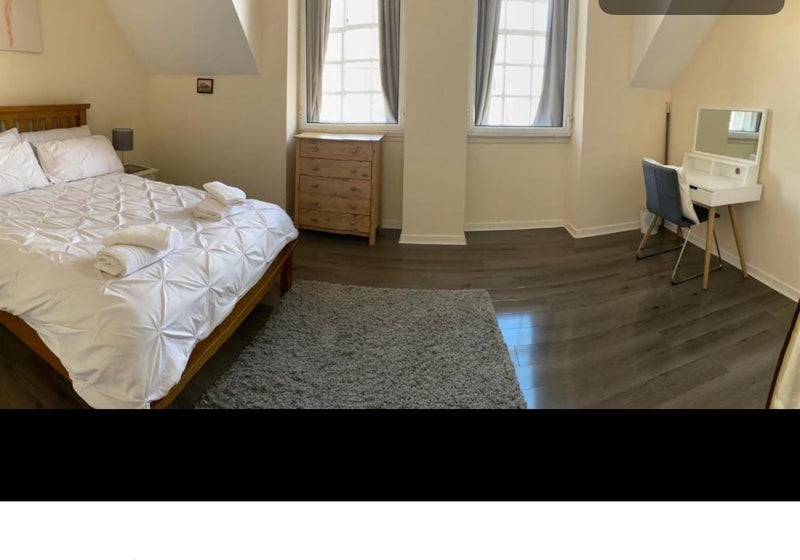 Room Lawnmarket in City of Edinburgh