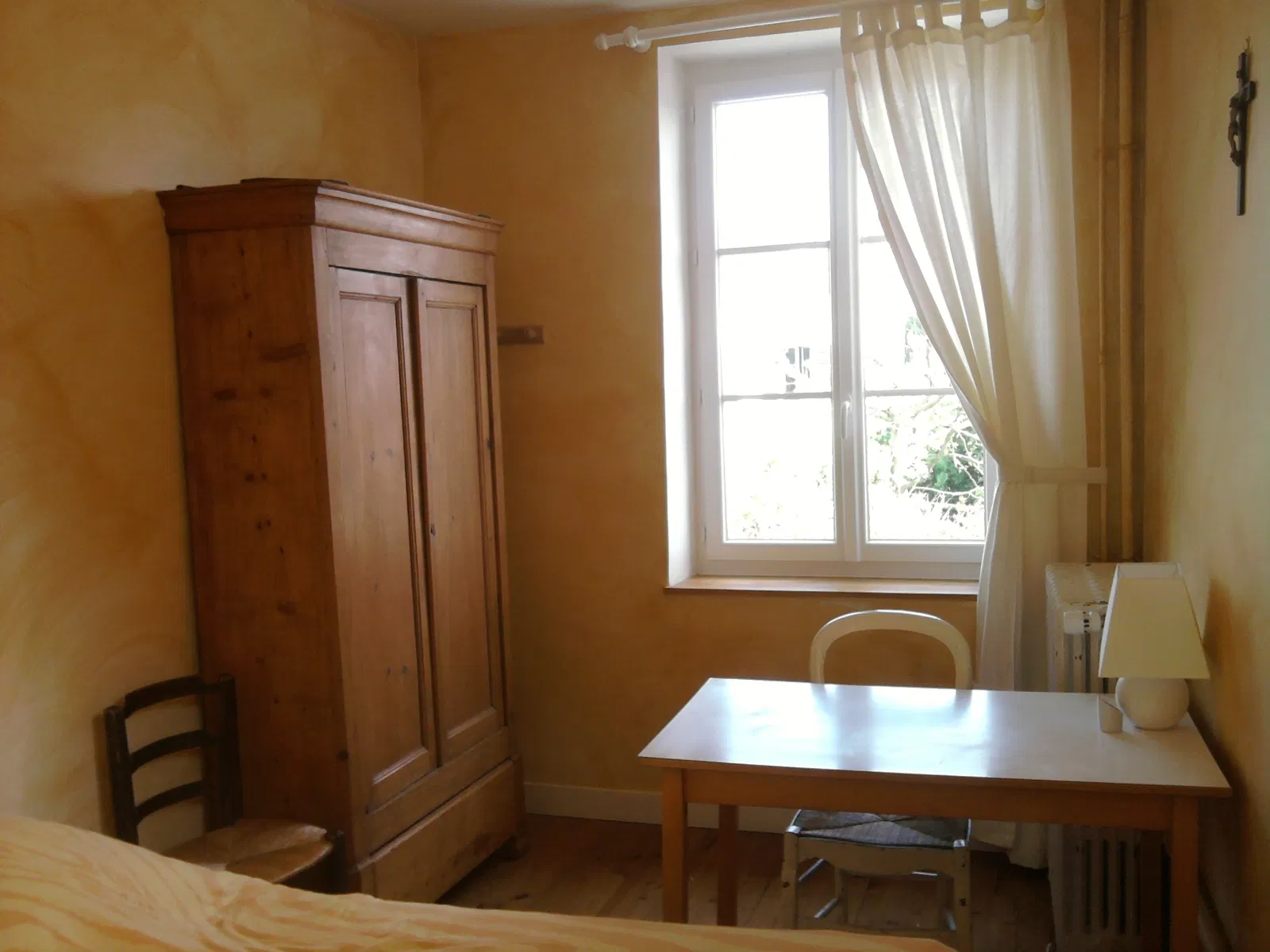 Room Rue de la Grand Cour in Civry-la-Forêt