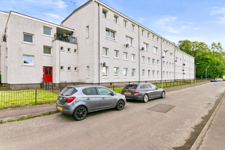 Flat Park Crescent in Dumbarton