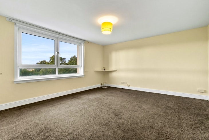 Flat Park Crescent in Dumbarton