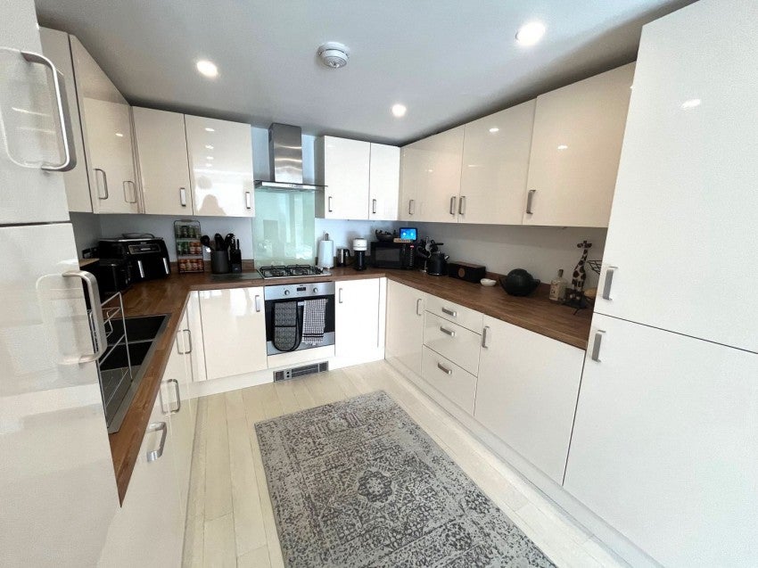 House Tempest Close in Bradford