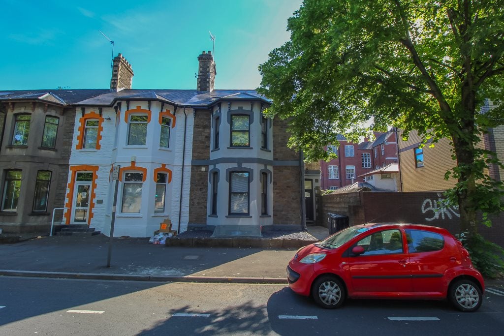 Flat West Grove in Cardiff