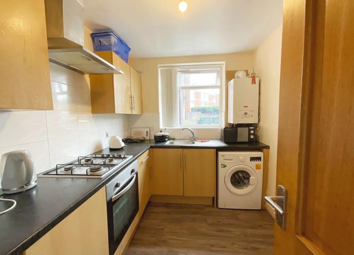 Flat Sunbury Road in Coventry