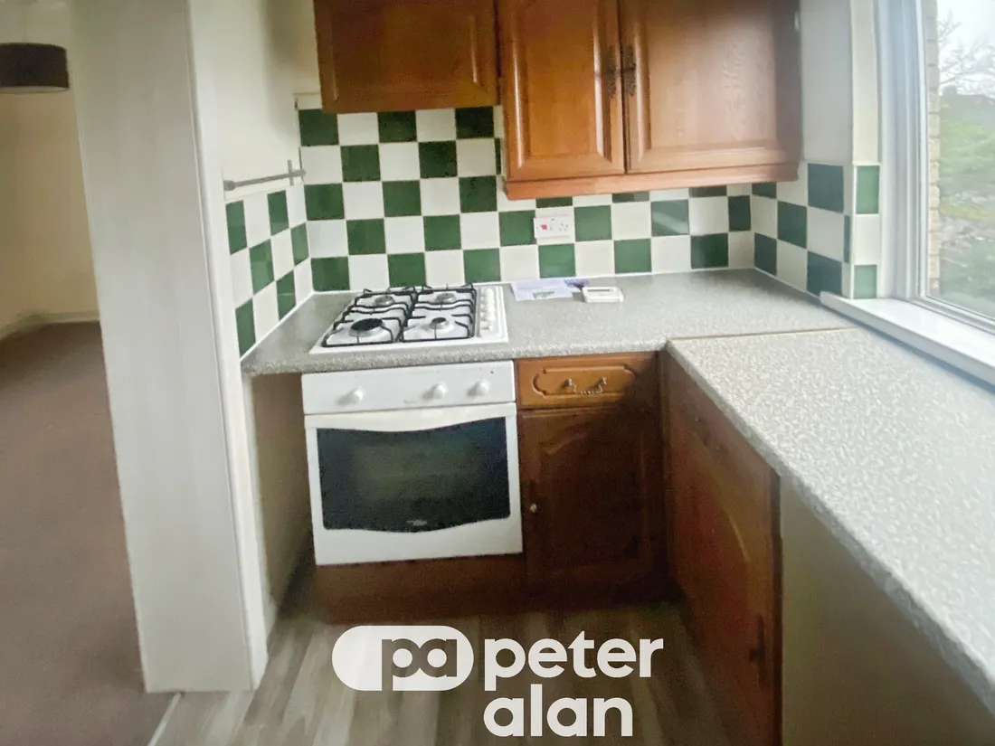 Flat Lakeview Close in Porthcawl