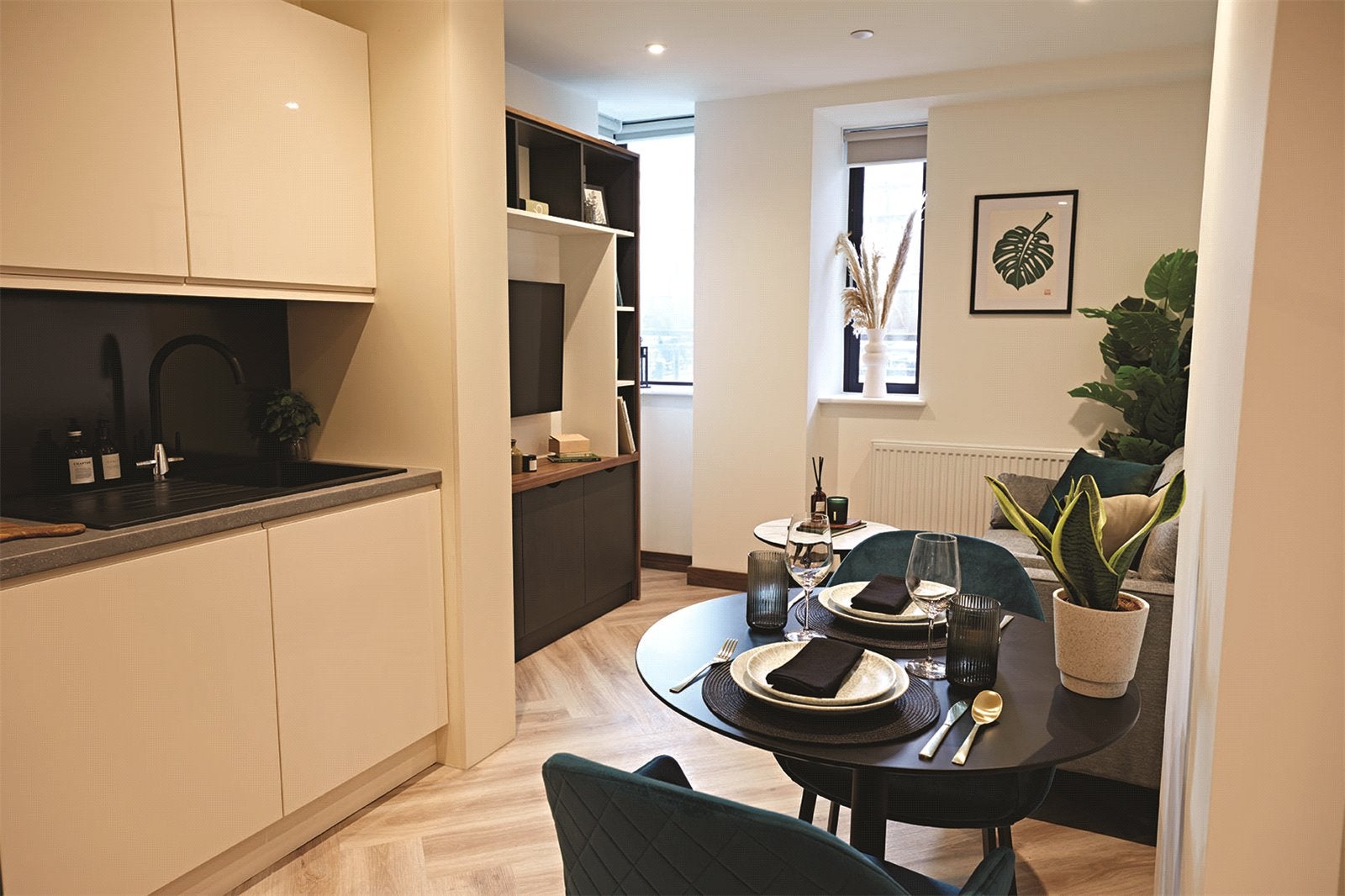 Flat Wade Lane in Leeds