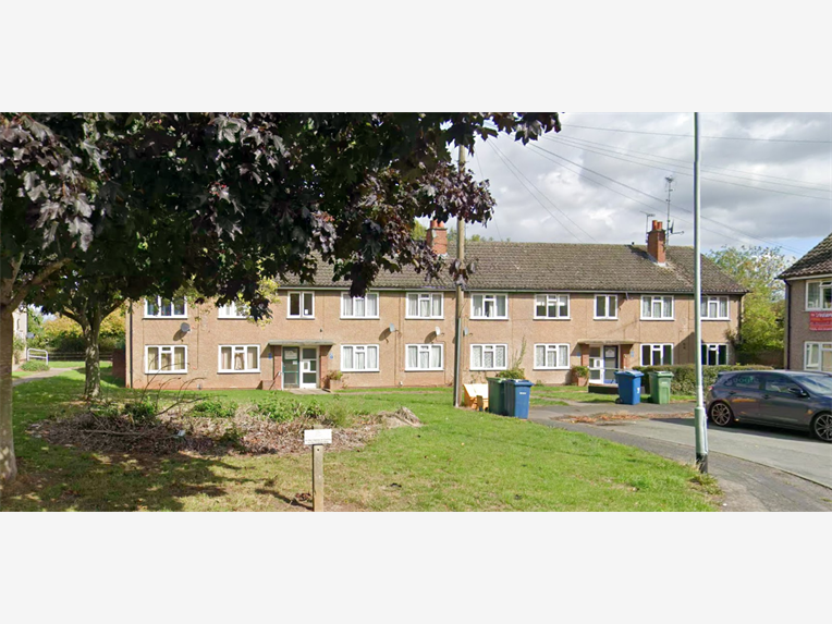 Flat Swinburne Close in Stafford