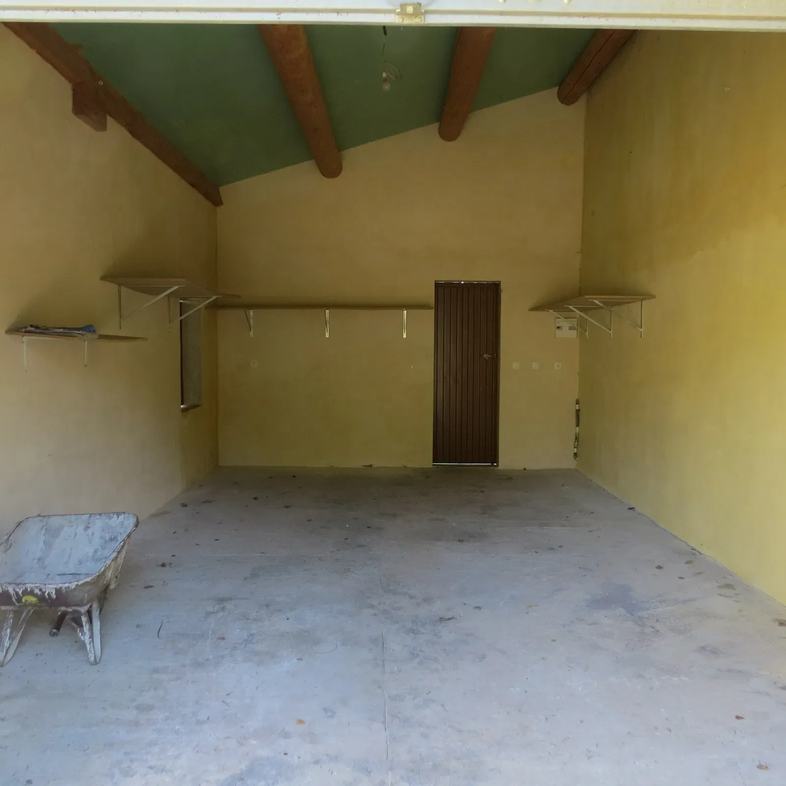 Room Chemin des Aubions in Grambois