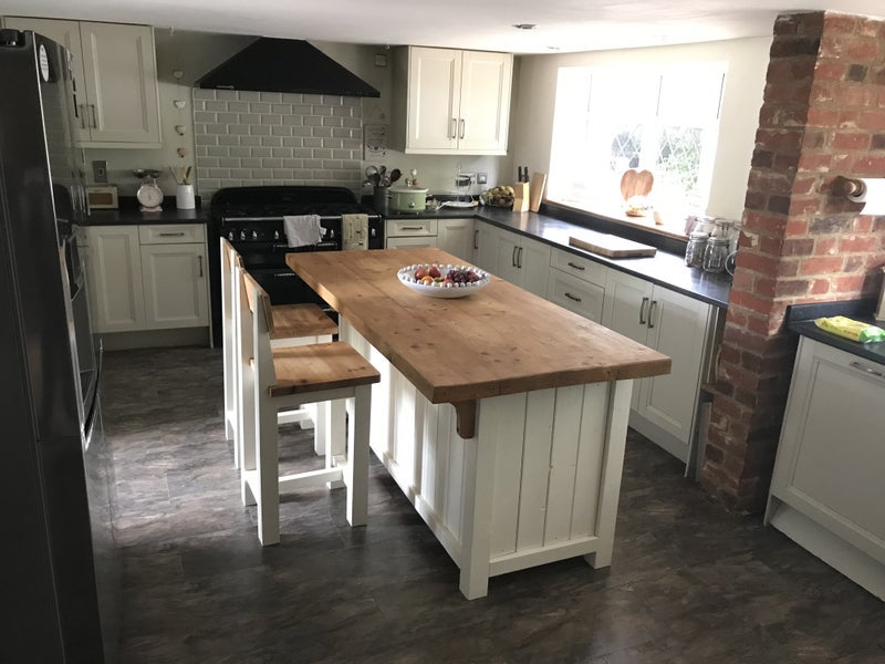 Room Dunmow Road in Uttlesford