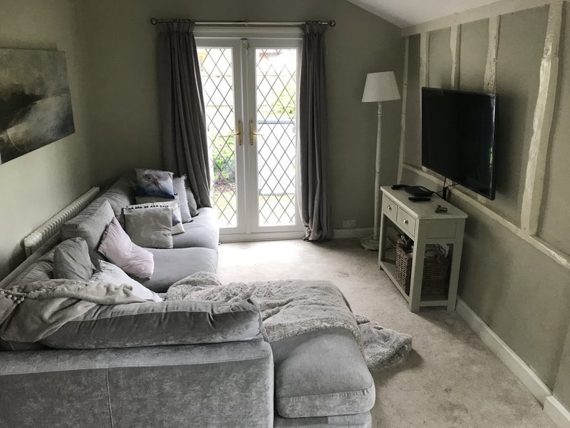 Room Dunmow Road in Uttlesford
