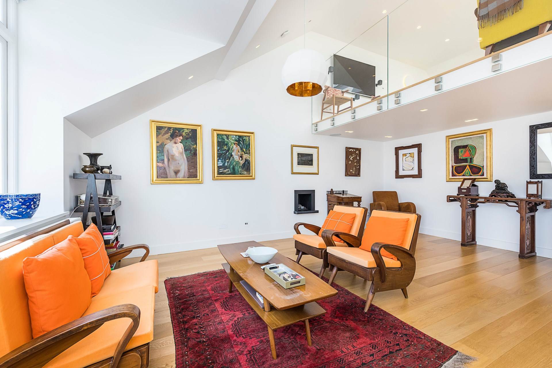 Flat Roland Gardens in Greater London