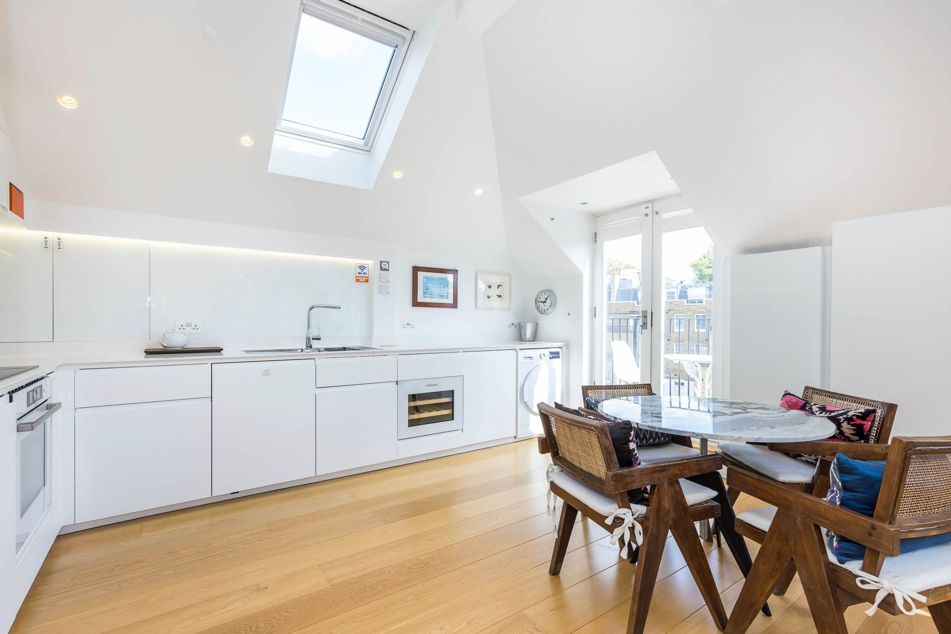 Flat Roland Gardens in Greater London