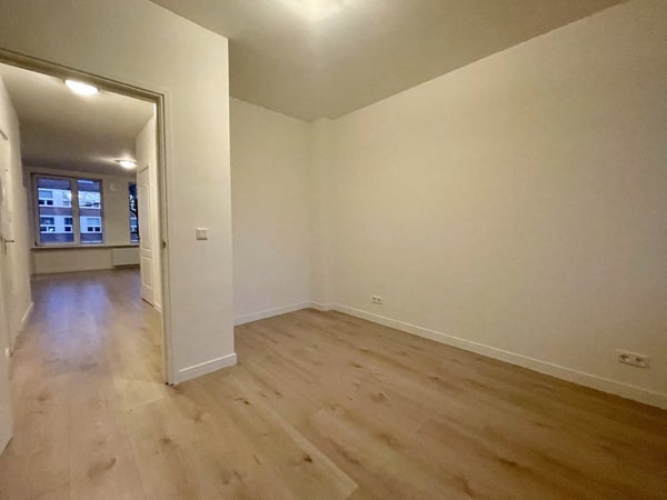 Appartement Hoofdweg in Amsterdam