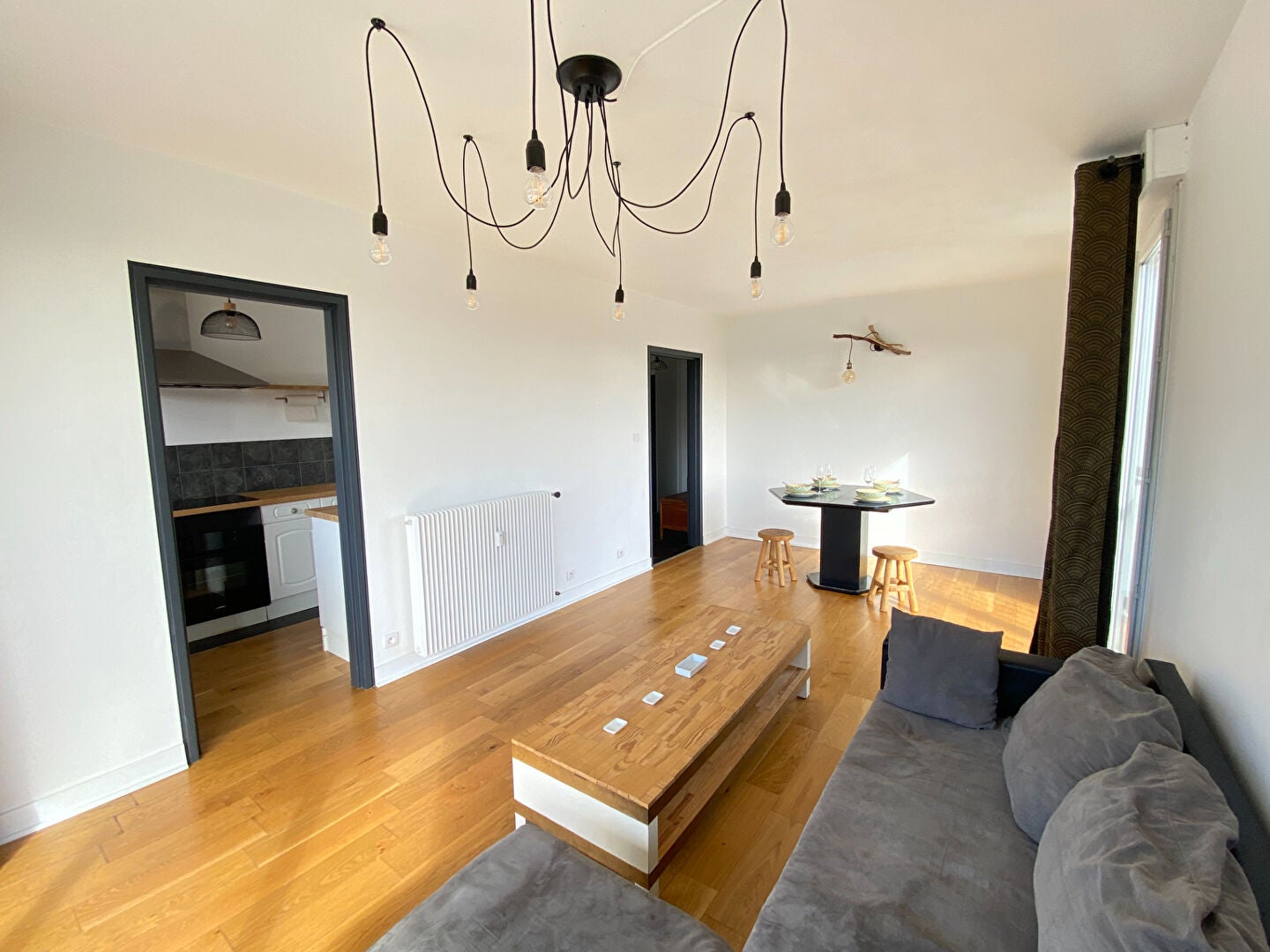 Flat Place de Serbie in Rennes