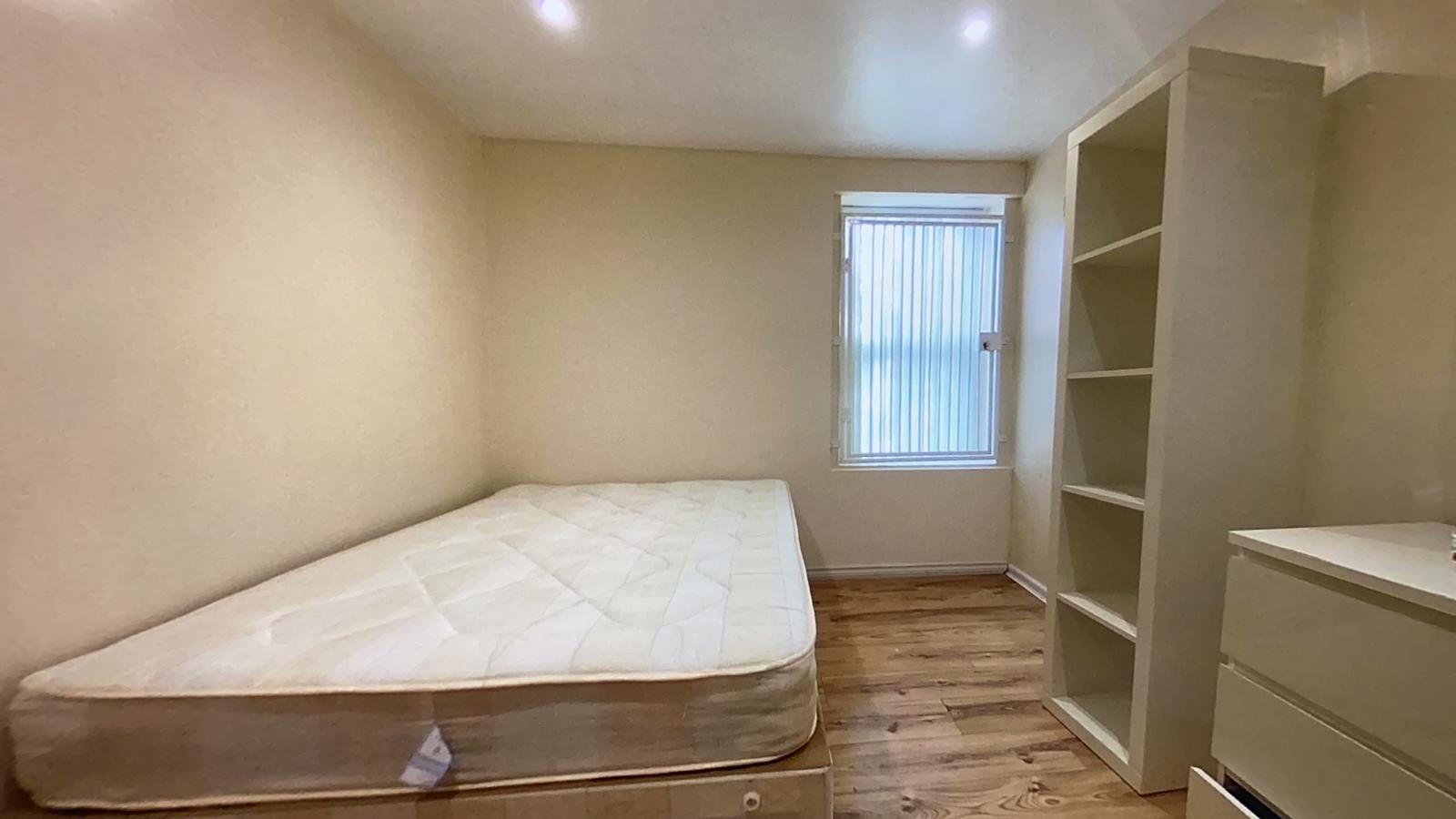 Flat Moorland Avenue in Leeds