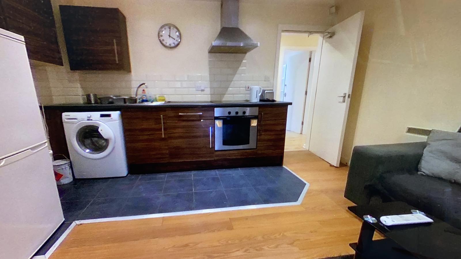 Flat Moorland Avenue in Leeds