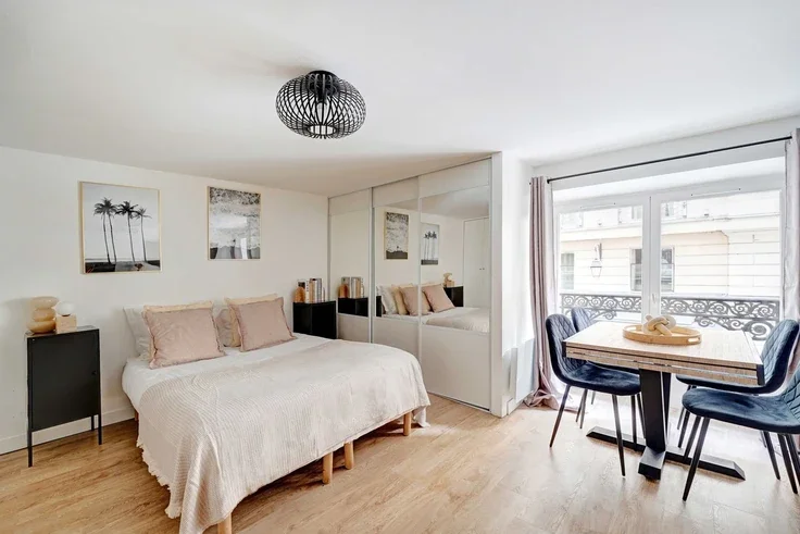 Appartement Rue Favart à Paris
