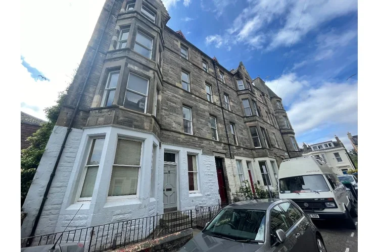 Flat Leamington Terrace in City of Edinburgh