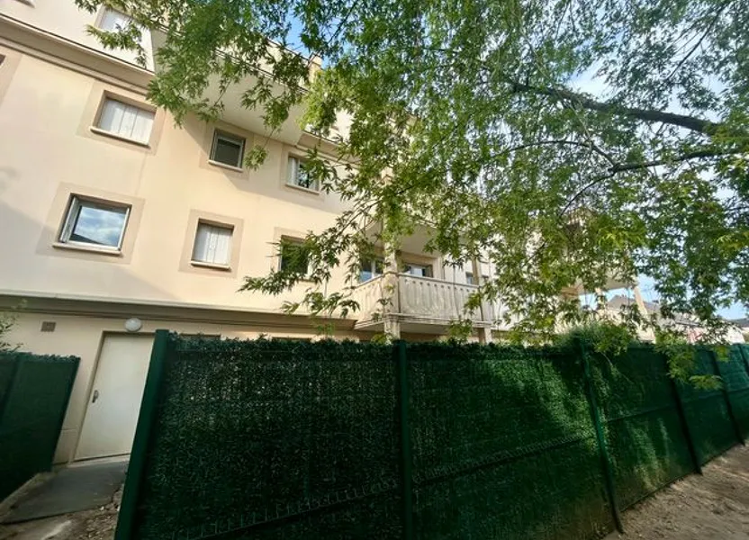 Flat Rue Jules Guesde in Fleury-les-Aubrais