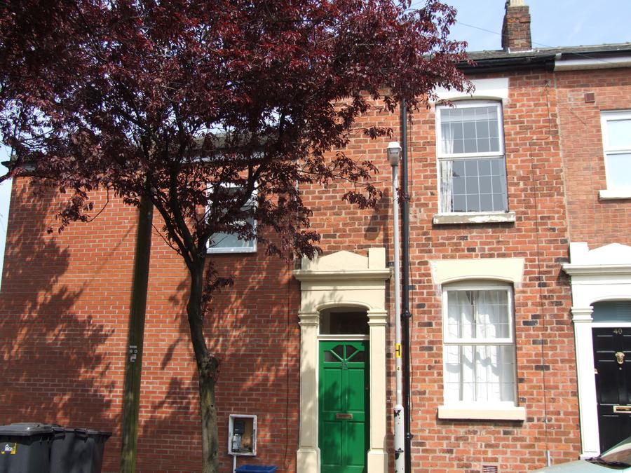 House Lowndes Street in Preston