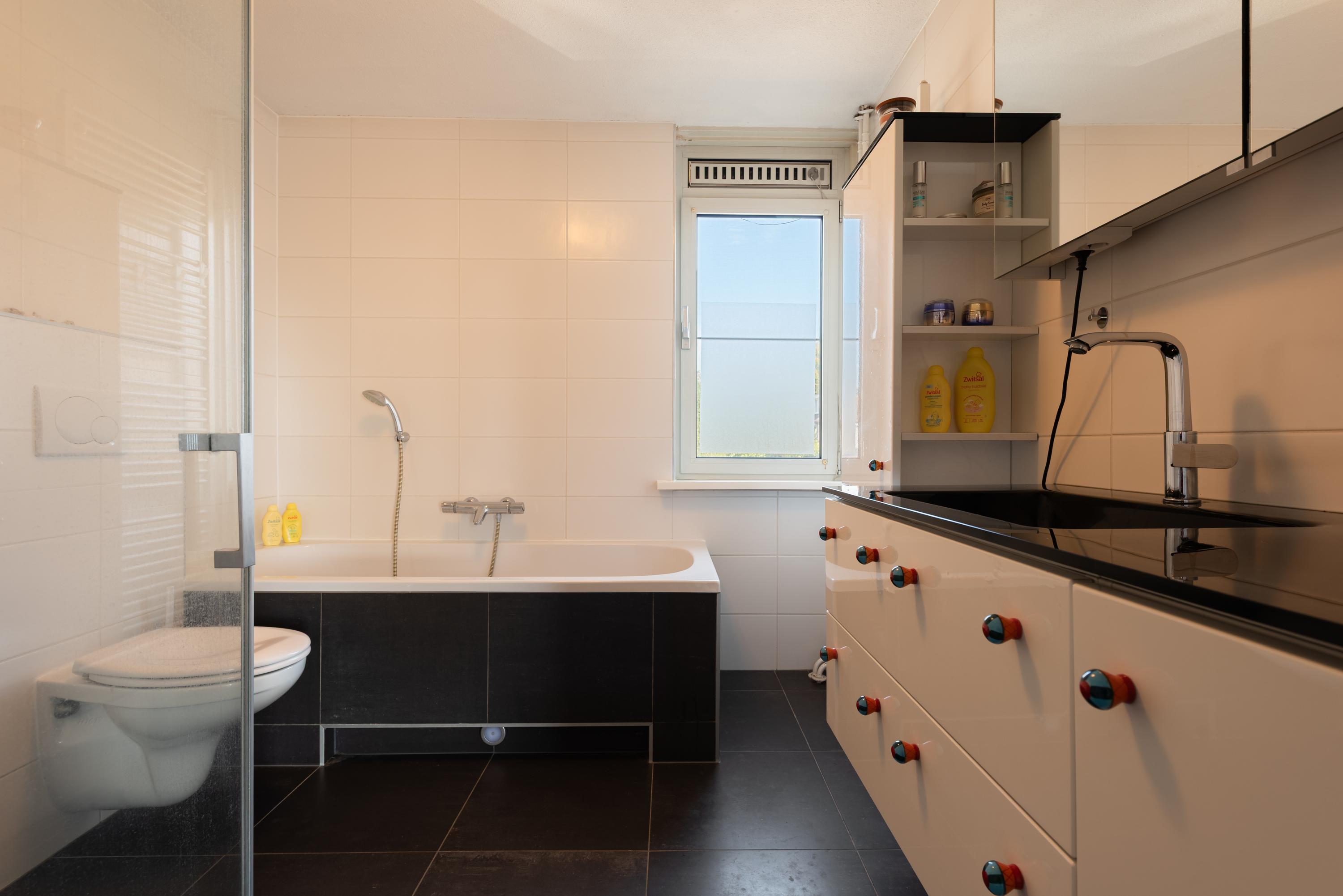 Tussenwoning te koop: Wijenburg 13, Eindhoven