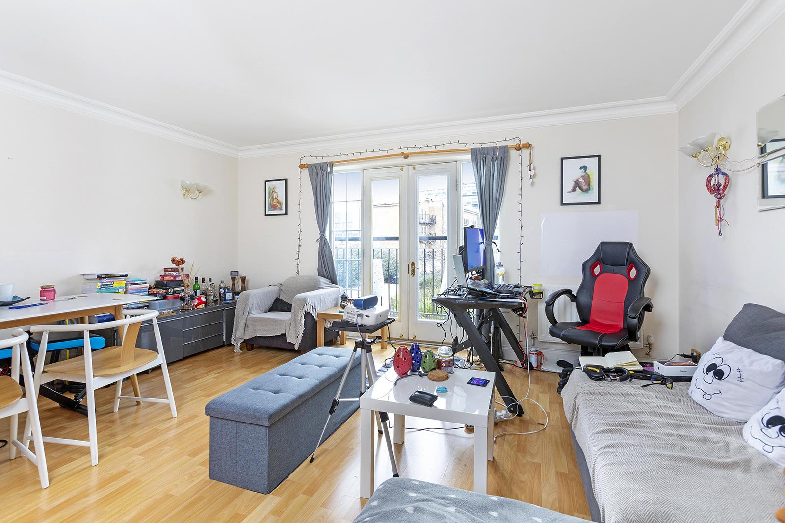 Flat Great Dover Street in Greater London