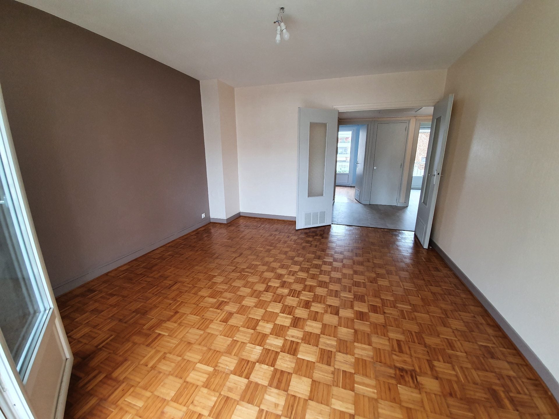 Flat Rue Vimaine in Vienne