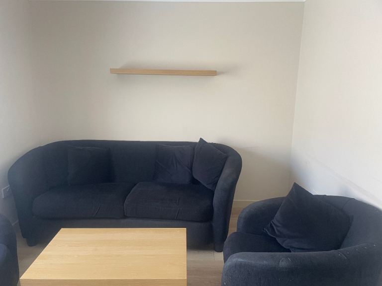 Flat Caledonian Road in Wishaw