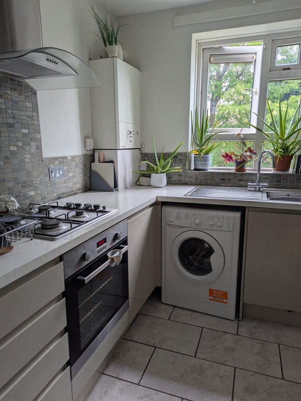 Flat Eltham Road in Greater London
