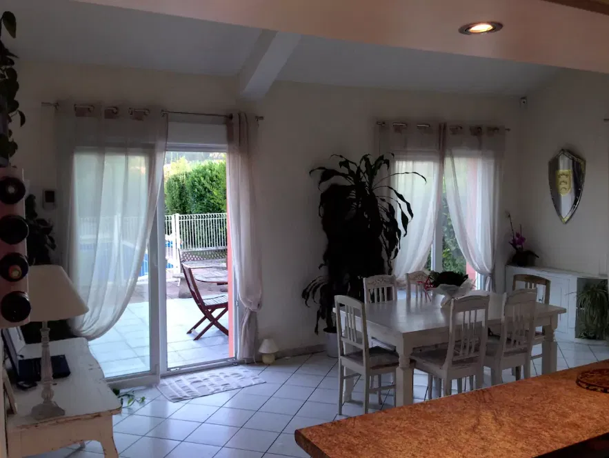Room Rue des Martinets in Ornans