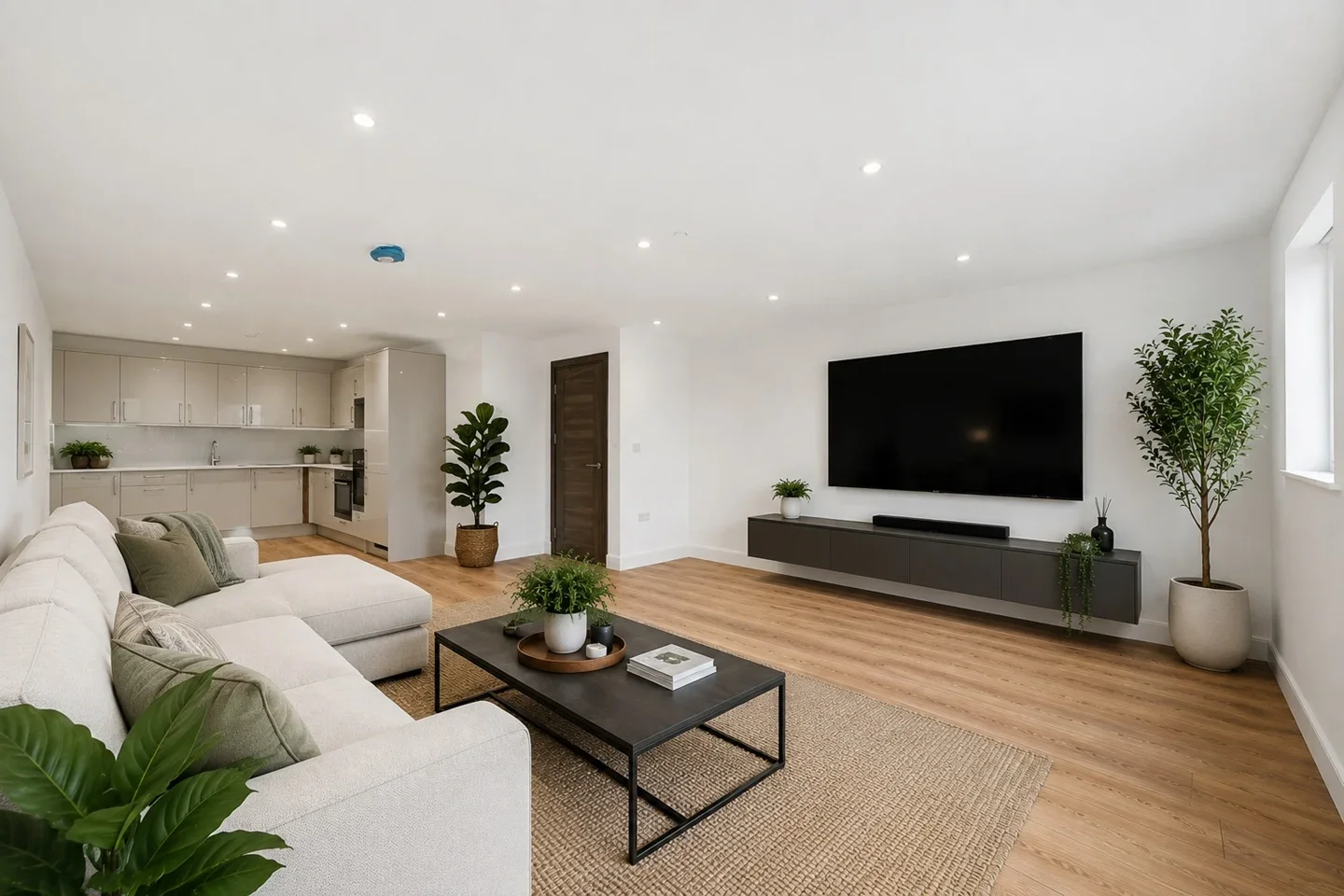 Flat Bushey Grove Road in Hertsmere