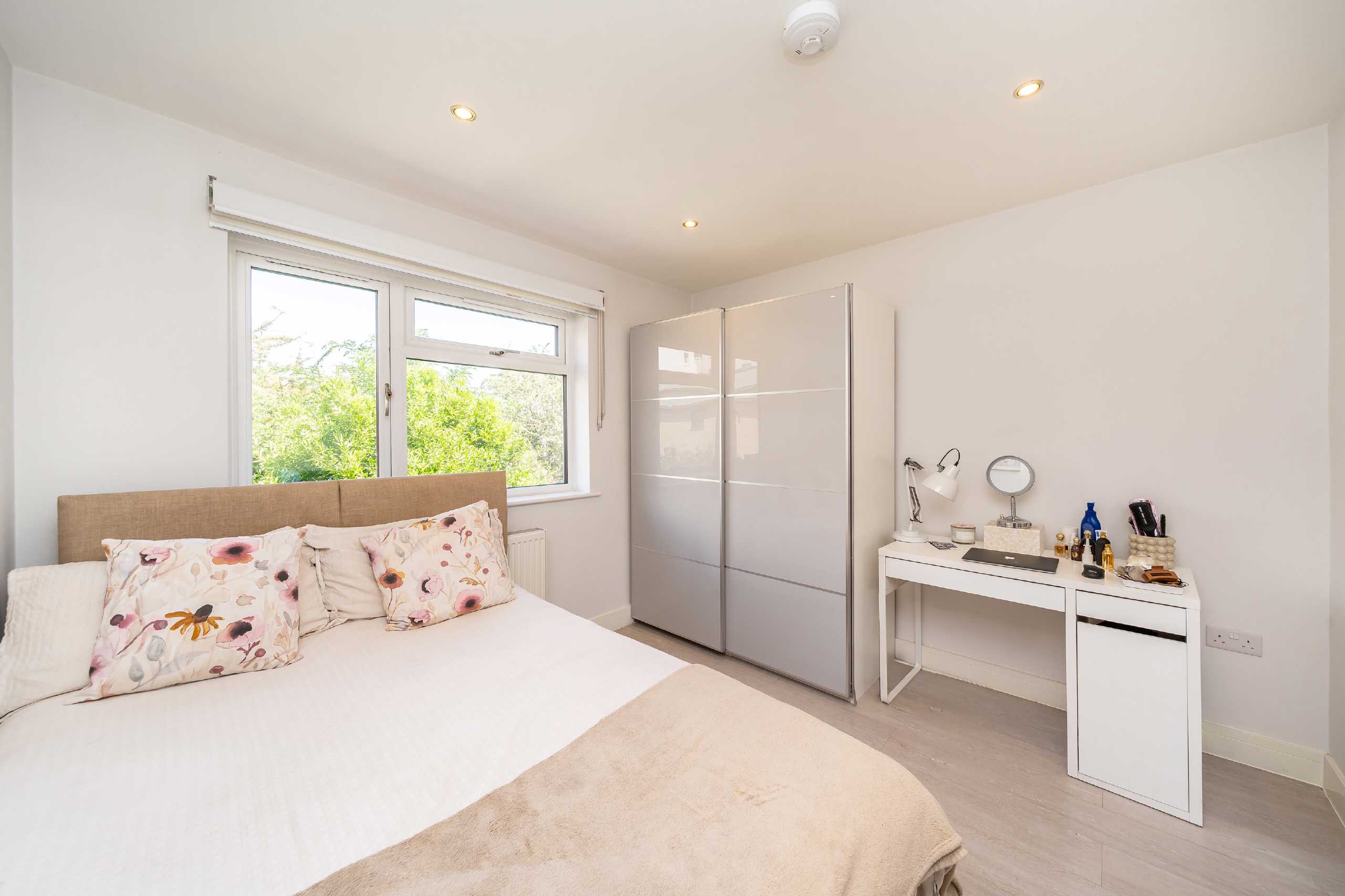 House Dray Gardens in Greater London